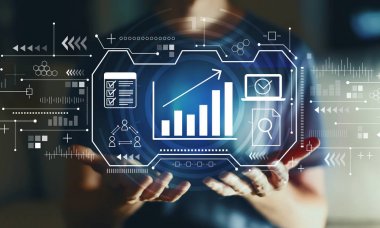 Genç adamla pazarlama konsepti