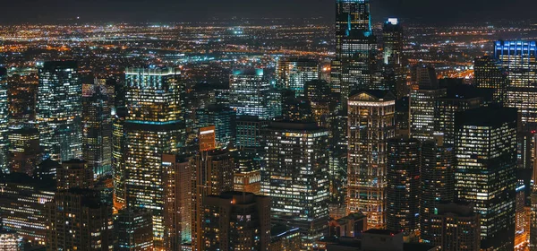 Gece Chicago gökdelenler — Stok fotoğraf