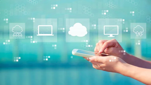 Cloud Computing mit dem Smartphone — Stockfoto