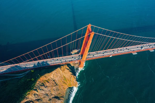 San Francisco 'daki Golden Gate Köprüsü 'nün havadan görünümü — Stok fotoğraf