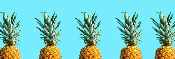 Pineapples on a solid color background — Stock Photo, Image