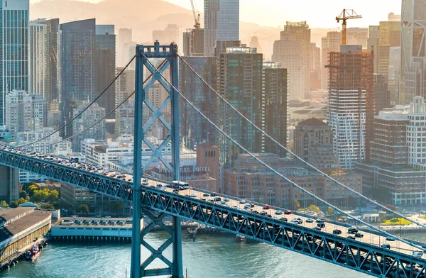 San Francisco 'da Bay Köprüsü 'nün havadan görünümü — Stok fotoğraf