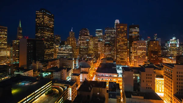 Здания в центре Сан-Франциско — стоковое фото