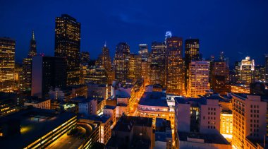 San Francisco şehir merkezi gökdelen binaları