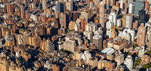 Luchtfoto van de wolkenkrabbers van Manhattan, NY — Stockfoto