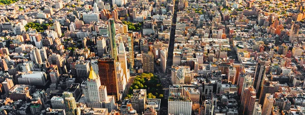 Εναέρια θέα του ουρανοξύστη στο κέντρο του Μανχάταν — Φωτογραφία Αρχείου