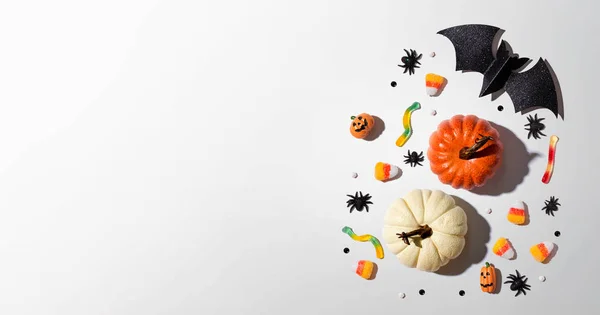 Dynie z dekoracjami Halloween — Zdjęcie stockowe