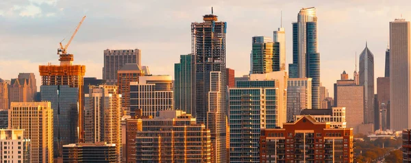 Downtown chicago stadsgezicht wolkenkrabbers — Stockfoto