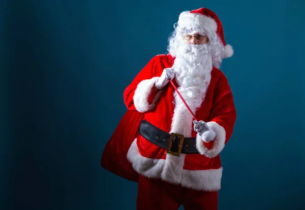 Babbo Natale con un sacco rosso — Foto Stock