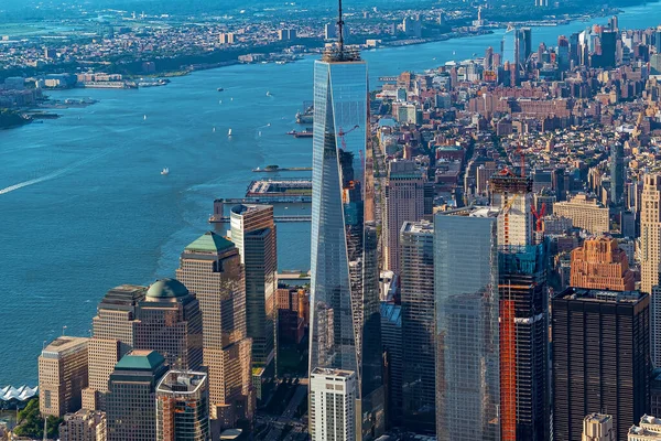 Vista aérea da Torre da Liberdade no One World Trade Center, Manhattan, Nova Iorque — Fotografia de Stock