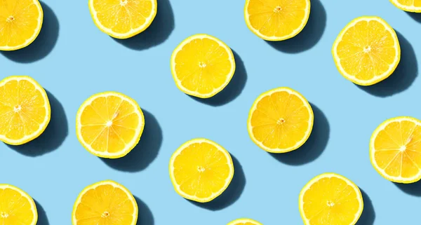 Verse gele citroenen bovenaanzicht — Stockfoto