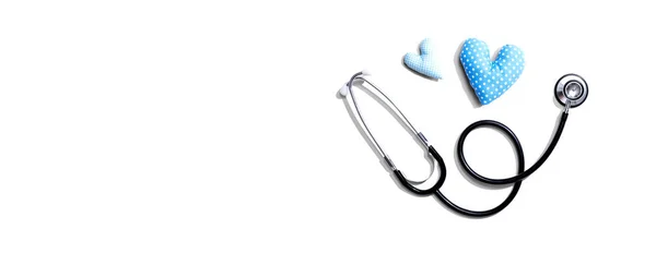 Mediziner-Wertschätzung mit Herz und Stethoskop — Stockfoto