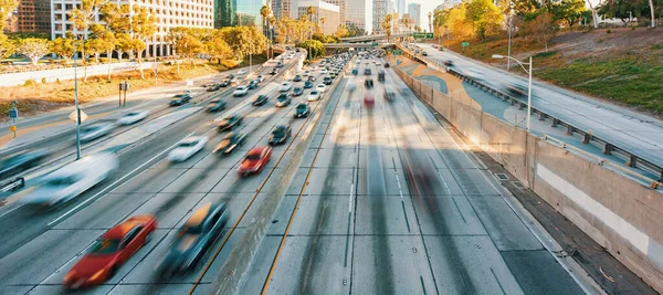 Zicht op Dowtown LA verkeer — Stockfoto