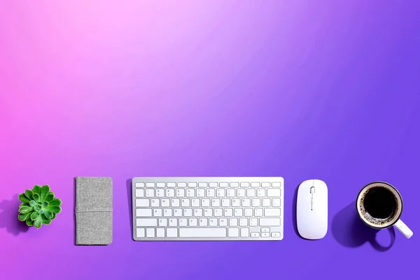 Computer keyboard and mouse from above — Stock Photo, Image