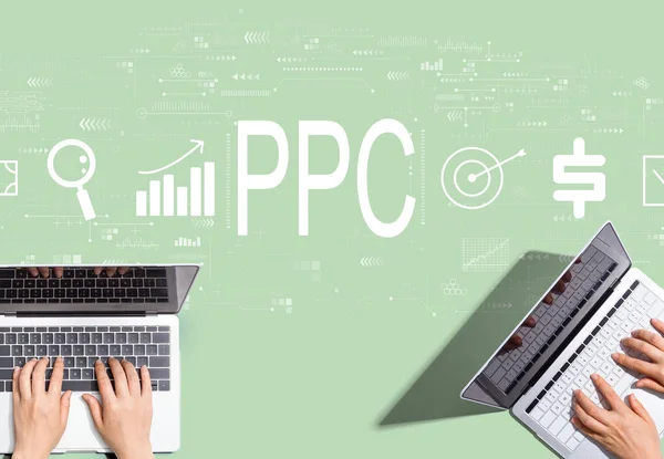 PPC - Concepto de pago por clic con personas que trabajan juntas —  Fotos de Stock