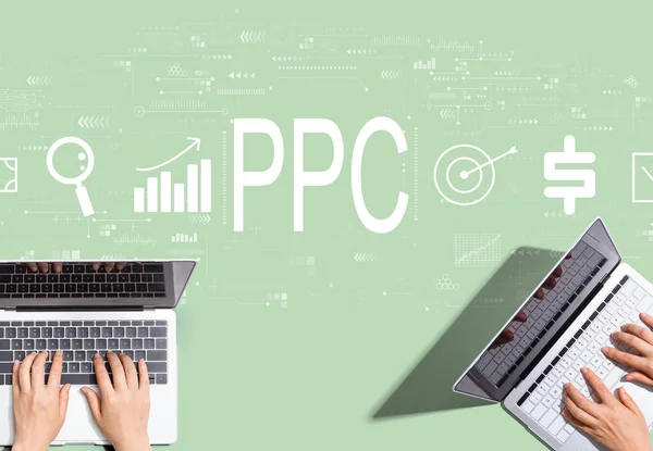 PPC - Concepto de pago por clic con personas que trabajan juntas — Foto de Stock