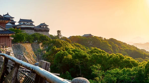 Antiguo Castillo de Matsuyama en Matsuyama, Japón — Foto de Stock