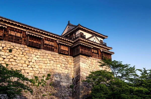 Antiguo Castillo de Matsuyama en Matsuyama, Japón — Foto de Stock