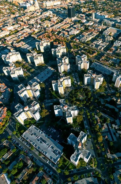 Widok z powietrza na budynki w pobliżu Westwood, Los Angeles — Zdjęcie stockowe