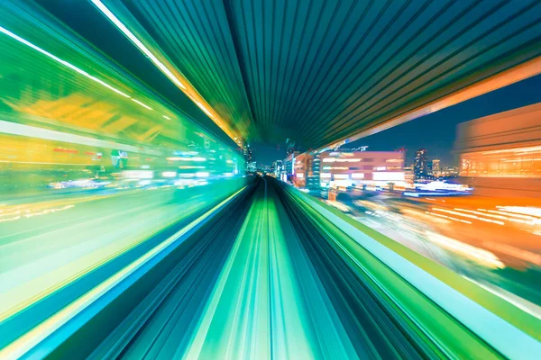 POV trein beweging wazig concept van de Yuikamome monorail in Tokio, Japan — Stockfoto