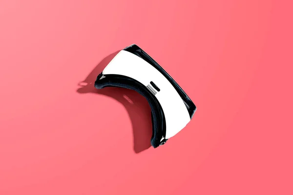 Virtual-Reality-Headset mit Schatten — Stockfoto
