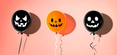Mutlu yüzlü Cadılar Bayramı balonu hayaletleri