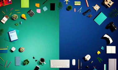 Elektronik aletler ve ofis malzemeleri koleksiyonu.