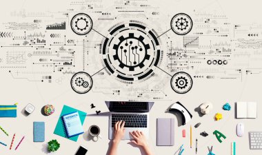 Dizüstü bilgisayar kullanan kişi ile otomasyon kavramı