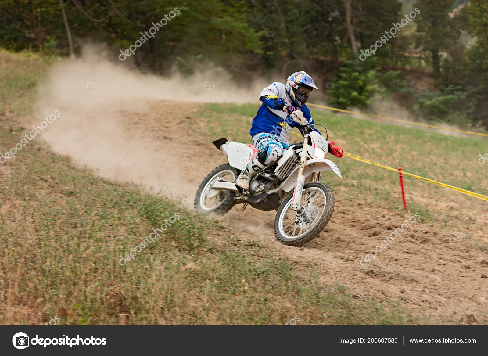 downhill dirt bike