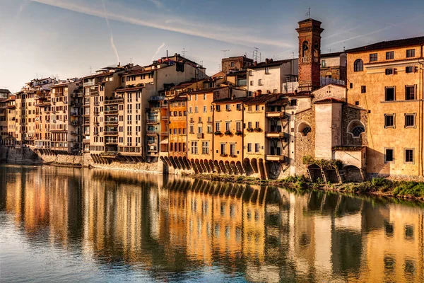 Staré Budovy Řece Arno Florencie Toskánsko Itálie — Stock fotografie