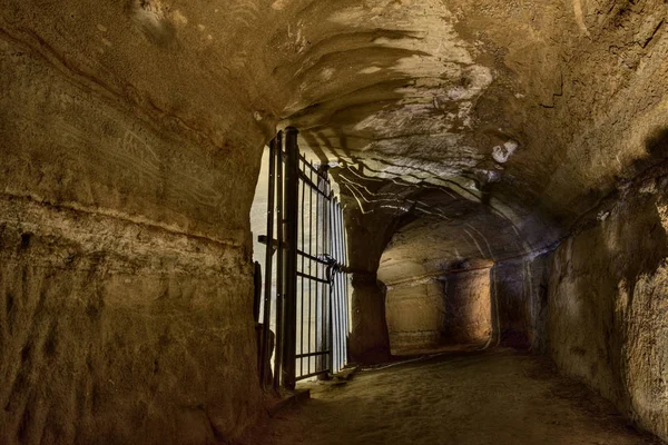 Ancien Tunnel Creusé Dans Roche Utilisé Comme Abri Pendant Les — Photo