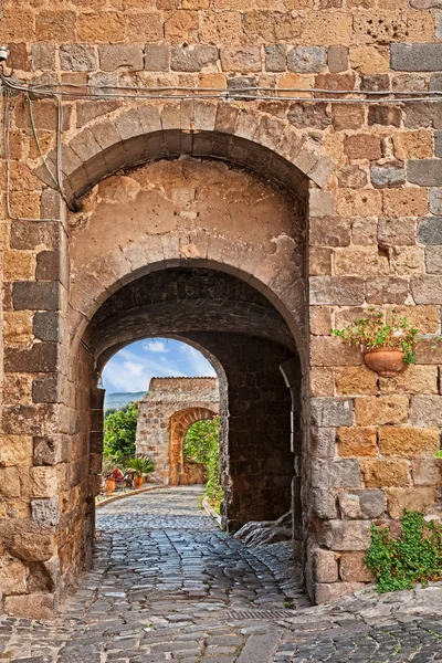 Bolsena Viterbe Latium Italie Ancienne Porte Ville Ruelle Pavée Dans — Photo