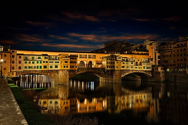 Florença Toscana Itália Vista Noite Marco Ponte Vecchio Famosa Ponte — Fotografia de Stock