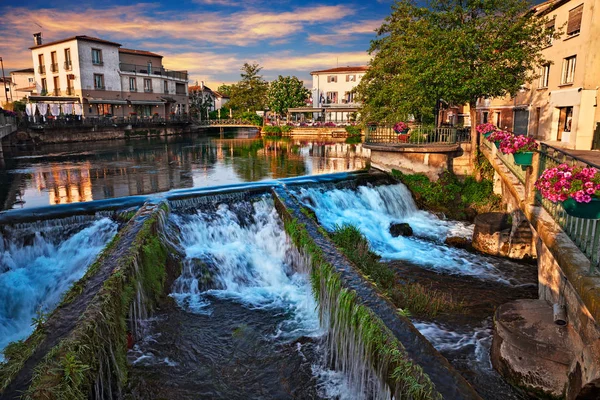 Isle Sur Sorgue Vaucluse Avignon Francie Malebná Krajina Úsvitu Město — Stock fotografie