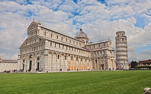 Pisa Toskana Italien Die Mittelalterliche Kathedrale Und Der Schiefe Turm — Stockfoto