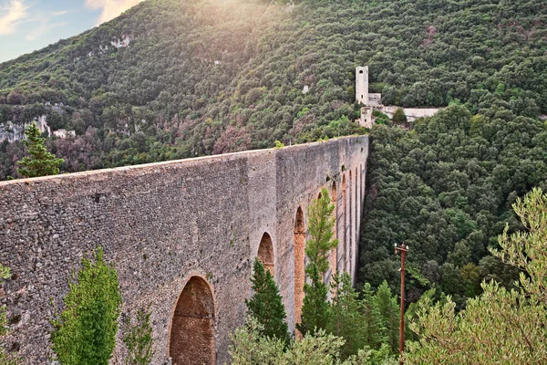 Spoleto Umbrië Italië Landschap Met Oude Ponte Delle Torri Het — Stockfoto