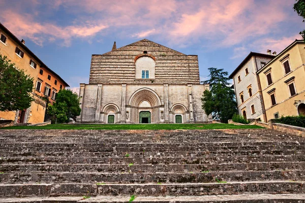 Todi Umbría Italia Vista Atardecer Iglesia Católica Medieval San Fortunato —  Fotos de Stock