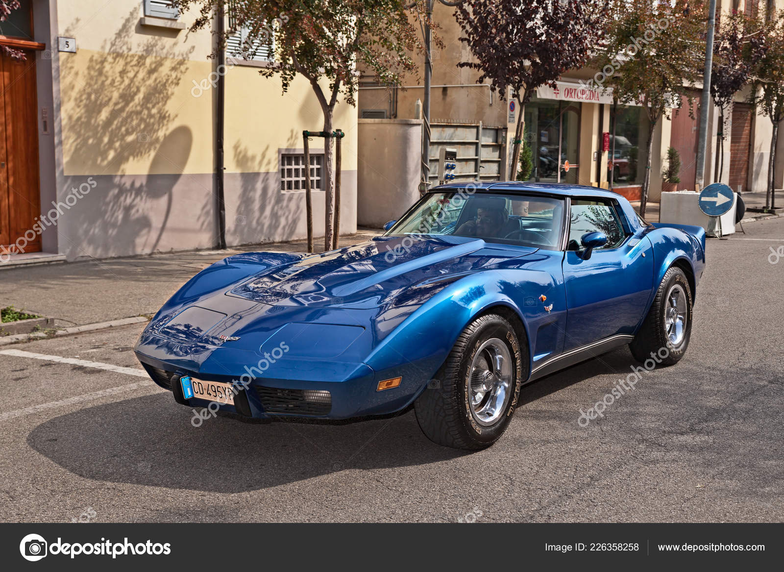 Vintage Sports Car Chevrolet Corvette Classic Car Rally Raduno Auto Stock Editorial Photo C Ermess 226358258