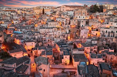 Matera, Basilicata, İtalya: Sassi di Matera, şehir Avrupa kültür başkenti 2019 denilen pitoresk kent doğarken manzara