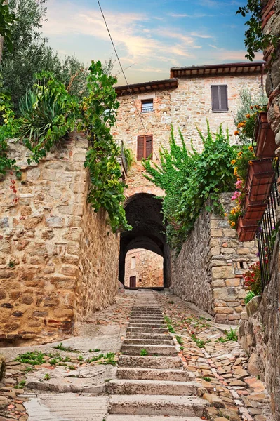 Gualdo Cattaneo Perugia Umbria Italy Old Alley Stairway Underpass Entrance — Stock Photo, Image