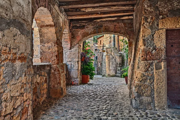 Sorano Grosseto Toscana Italia Pintoresco Callejón Estrecho Antiguo Con Paso — Foto de Stock