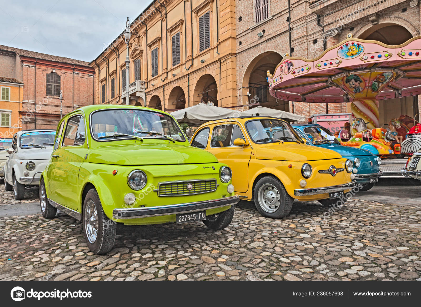 Vintage Italian Cars Fiat 500 Francis Lombardi Abarth Carousel Classic –  Stock Editorial Photo © ermess #236057698