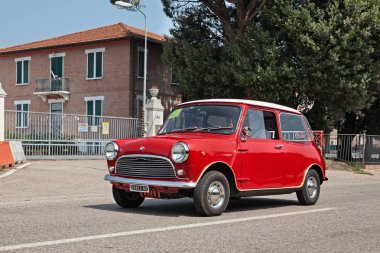 Vintage Innocenti Mini Mk1 (ca.1965)