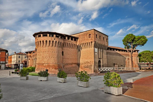 Forlimpopoli, emilia-romagna, italien: die antike burg — Stockfoto