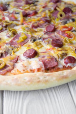 Benim en iyi arkadaşım bu lezzetli pizza benim photoshoot için pişmiş