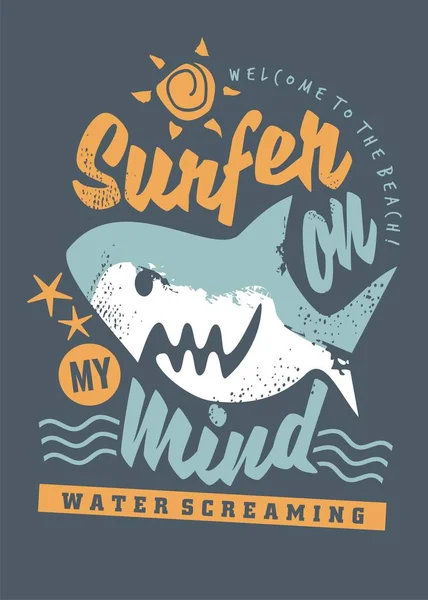 漫画のサメと創造的なメッセージとサーフィンティーシャツグラフィック ビーチ サーフィンのためのTシャツのデザイン ベクトルテキスタイルアパレルコンセプト — ストックベクタ