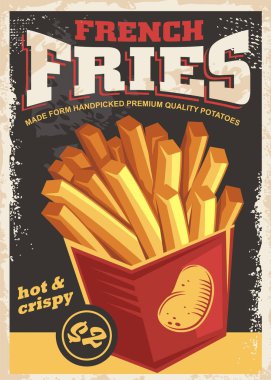 Patates kızartması antika poster ve eski kağıt dokusunda sıcak patates kızartması. Fast food promosyon reklamı. Vector vintage tasviri. Koyu siyah tahta arkaplanda restoran menüsü.