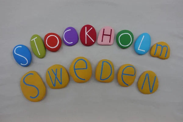 Stockholm Suède Souvenir Avec Des Pierres Couleur Sur Sable Blanc — Photo