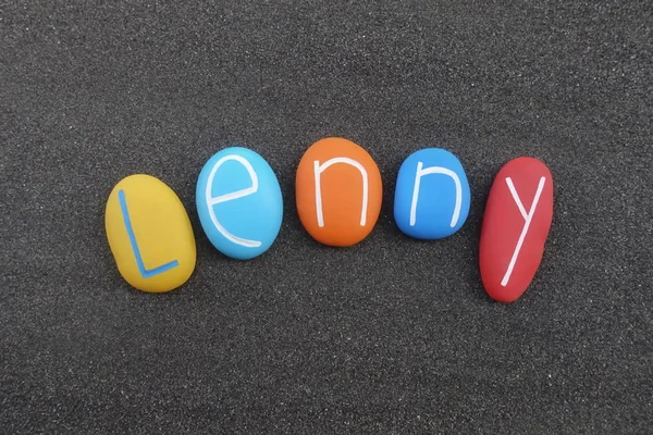 Lenny Männlicher Vorname Bestehend Aus Farbigen Steinen Über Schwarzem Vulkansand — Stockfoto