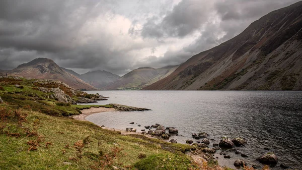 Scenic View Wastwater Wester Lake District Looking Mountains Stormy Sky — Stock Photo, Image